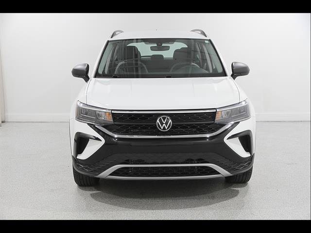 Certified 2023 Volkswagen Taos S FWD image 2