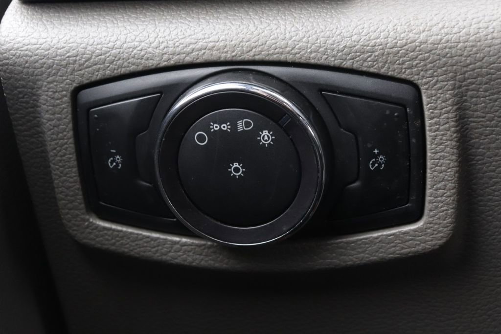 Used 2021 Ford F550 2WD Regular Cab Super Duty image 30