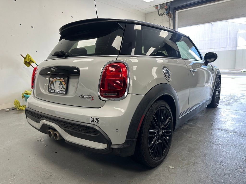 Used 2022 MINI Cooper S image 3