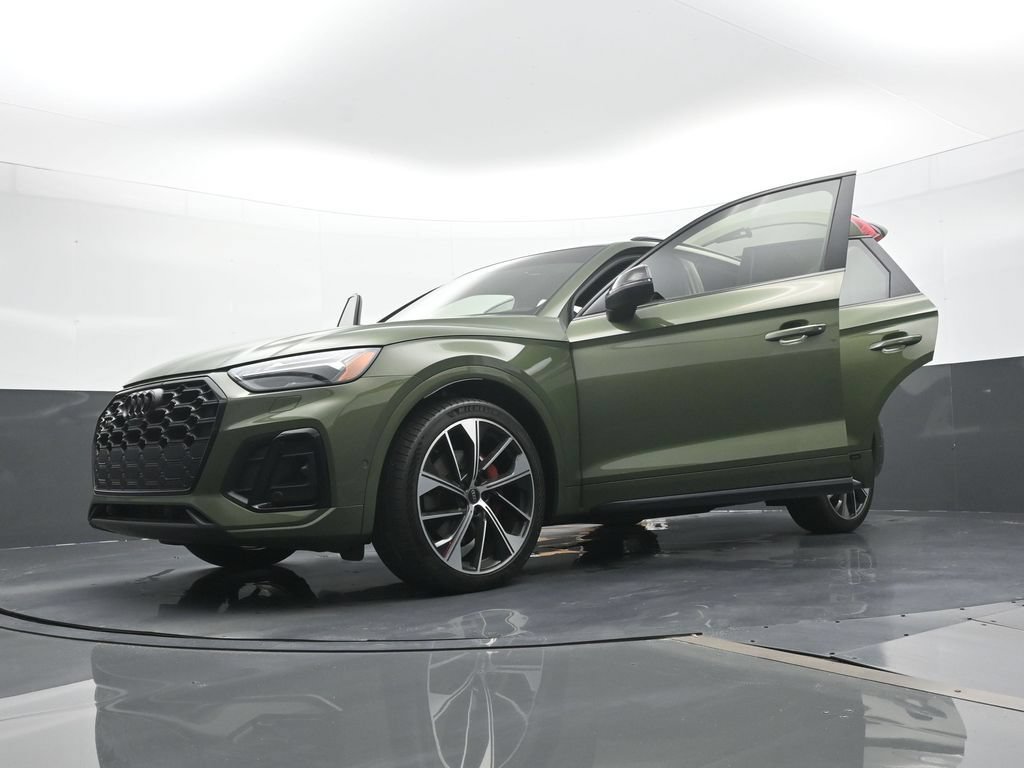 Used 2021 Audi SQ5 Prestige AWD/4WD image 28