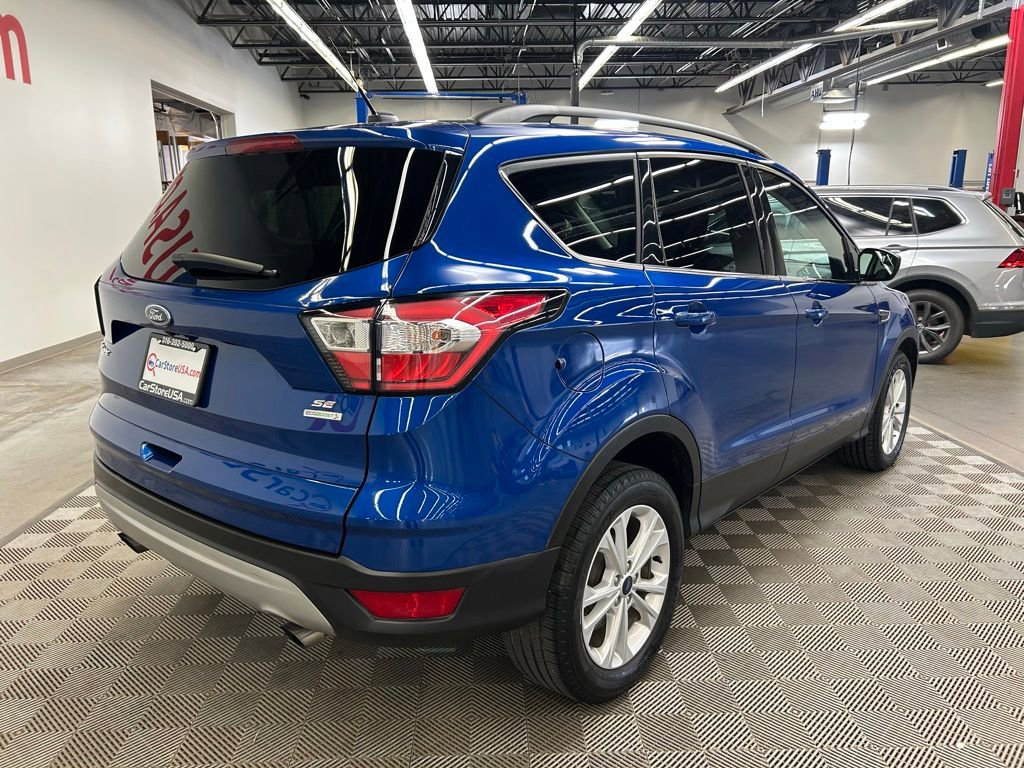 Used 2018 Ford Escape SE FWD image 8