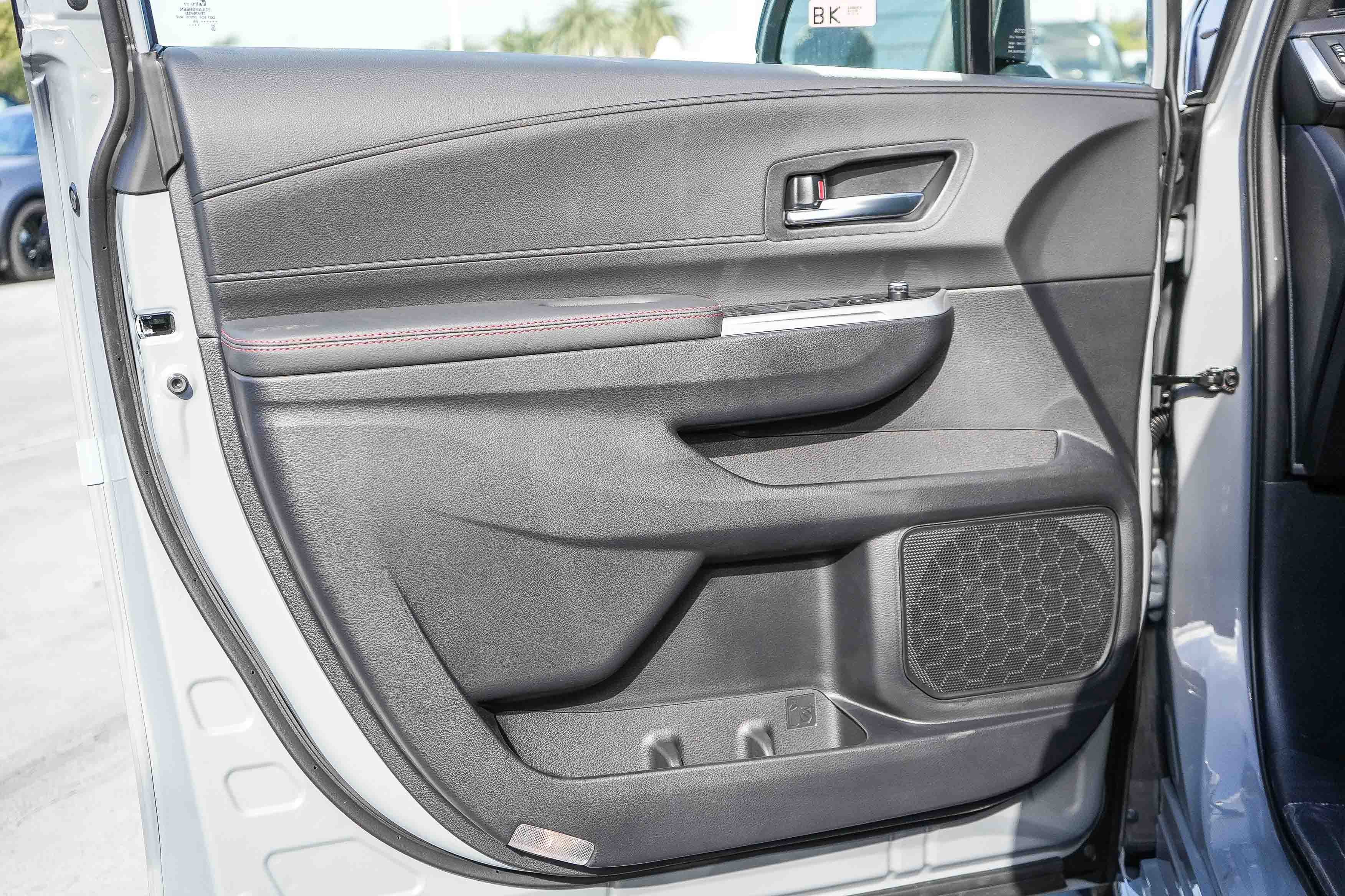 New 2026 Toyota Sienna XSE AWD/4WD image 24