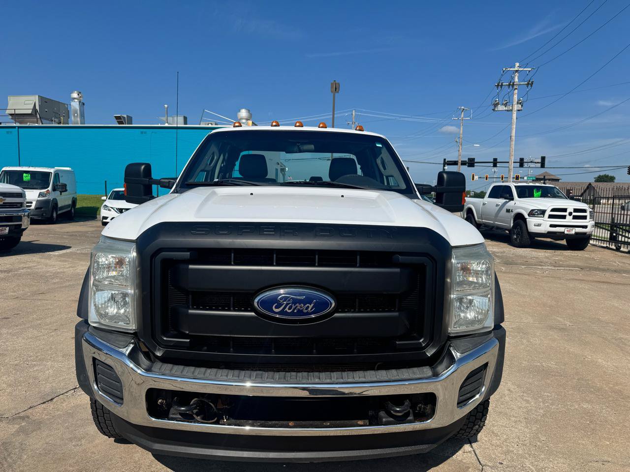 Used 2016 Ford F550 4x4 SuperCab Super Duty image 3