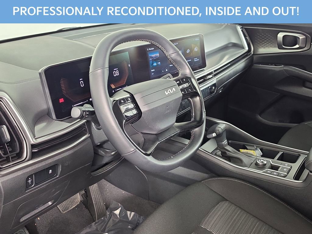 Certified 2026 Kia Sorento LX FWD image 7