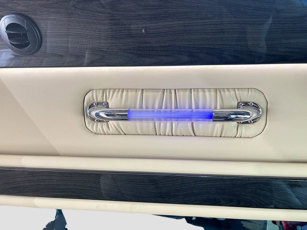 Used 2022 Mercedes-Benz Sprinter 2500 image 28