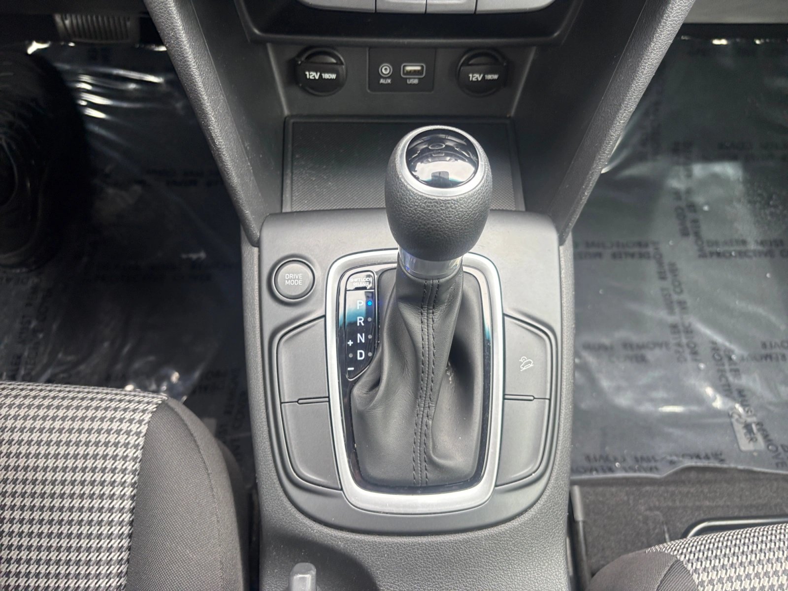 Used 2018 Hyundai Kona SE FWD image 18