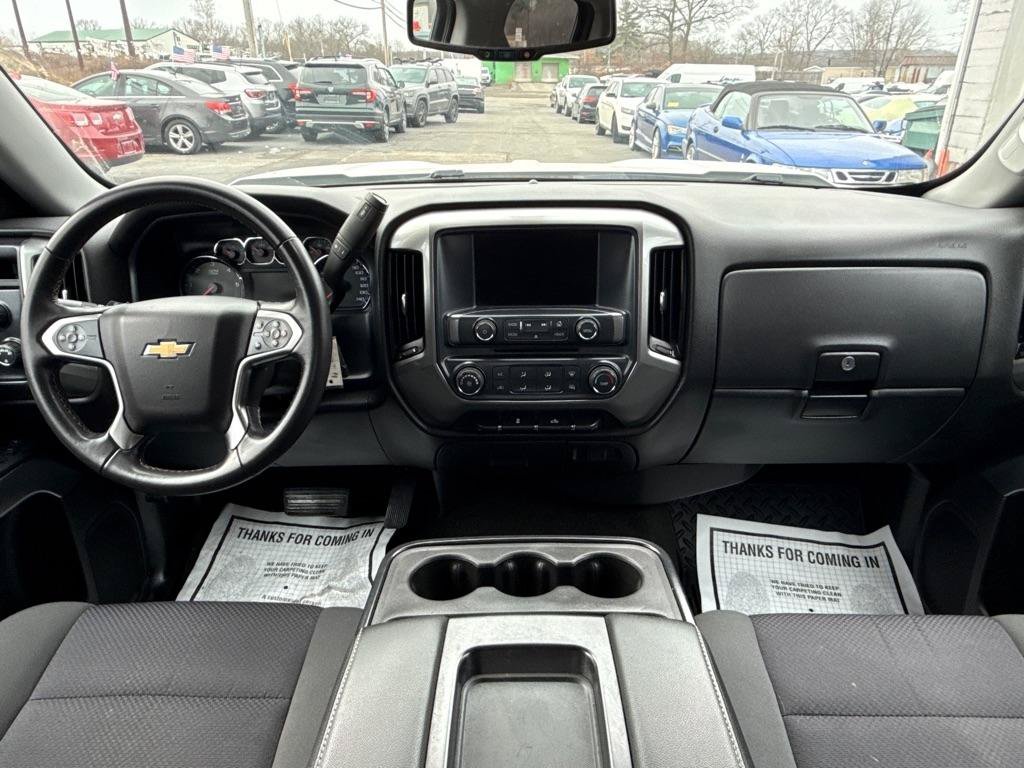 Used 2018 Chevrolet Silverado 1500 LT AWD/4WD image 18