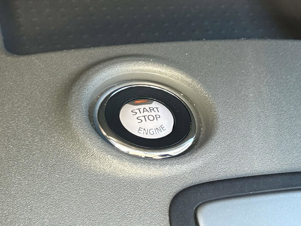 Used 2020 Nissan Frontier SV w/ Midnight Edition Floor Mats RWD image 36