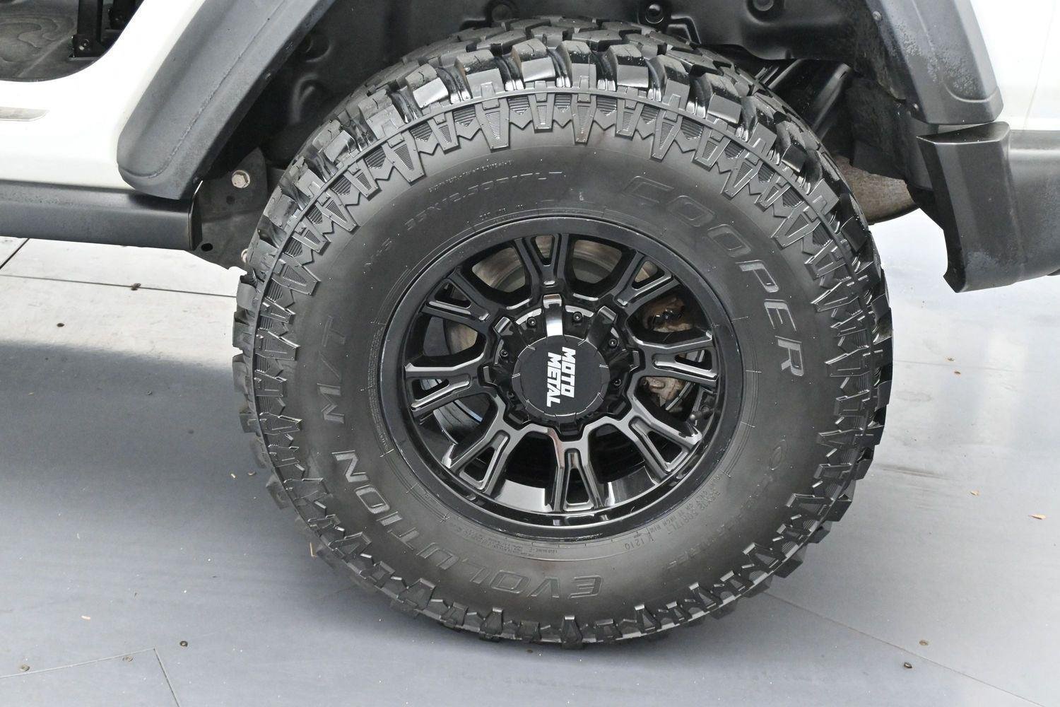 Used 2021 Jeep Wrangler Unlimited Sport AWD/4WD image 32