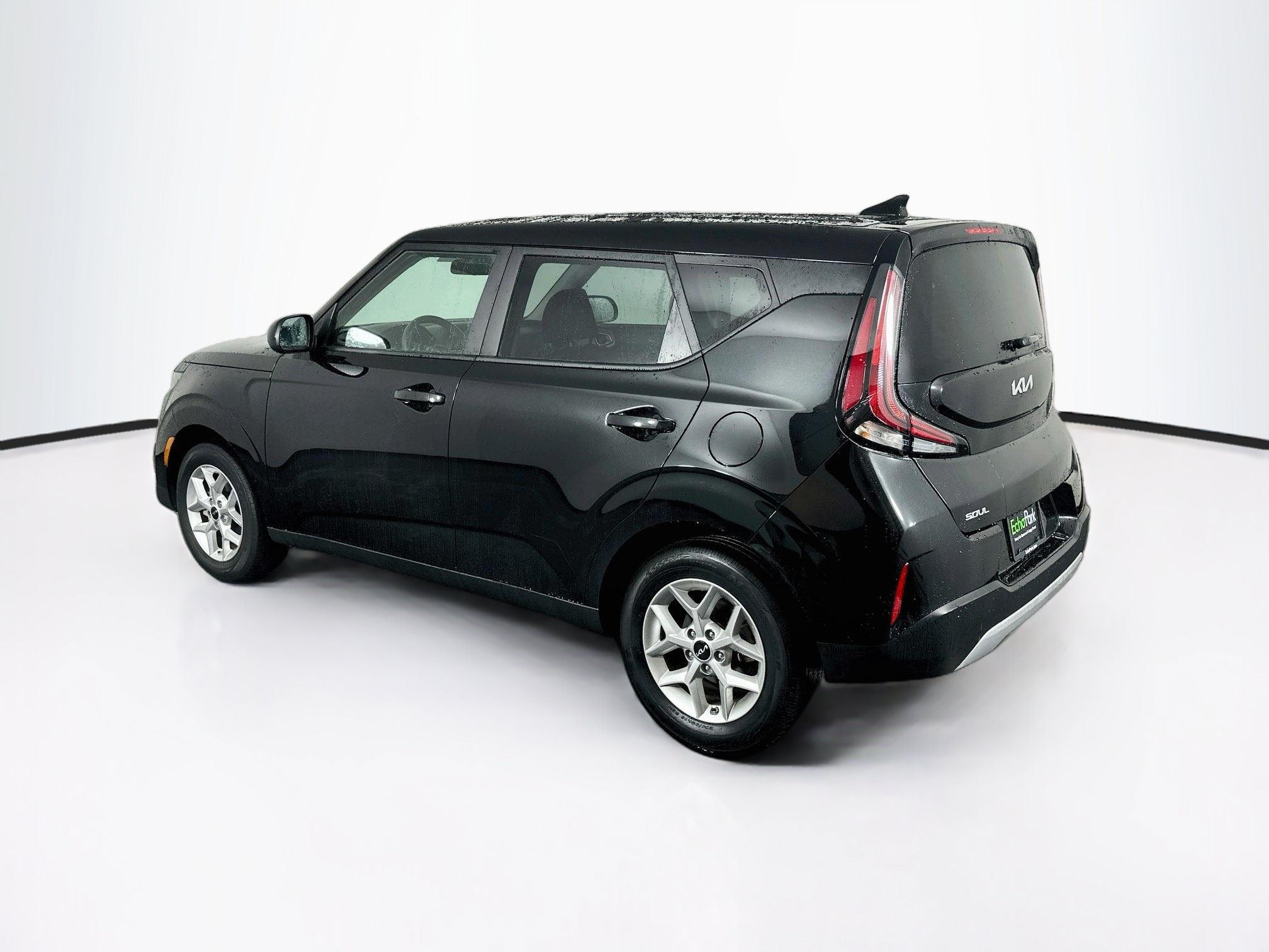 Used 2025 Kia Soul LX w/ LX Technology Package FWD image 5