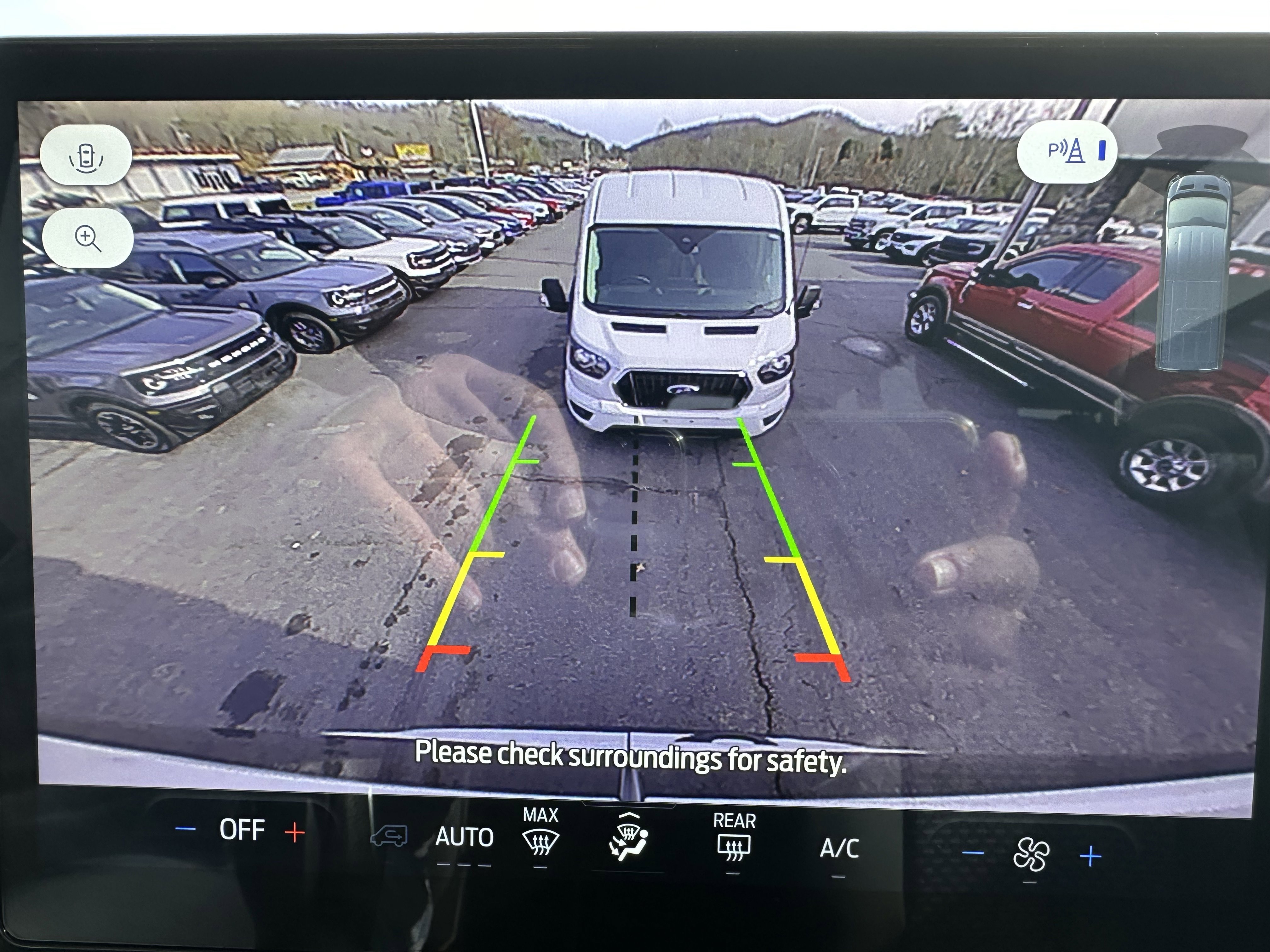 Used 2024 Ford Transit 350 XLT image 23