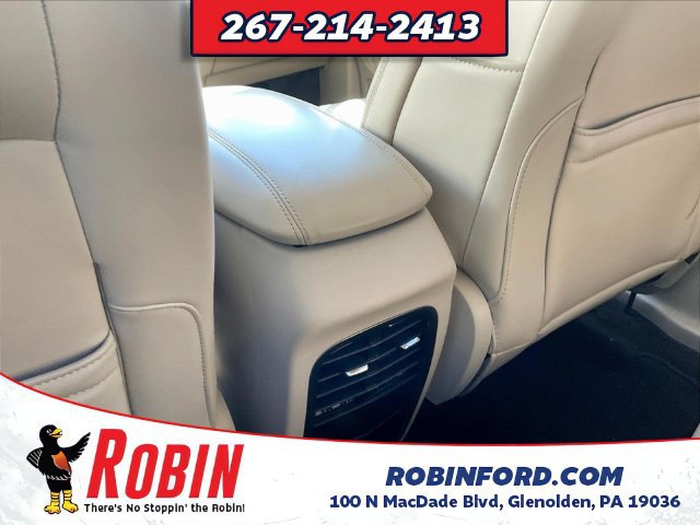 Used 2017 Lincoln MKC Select w/ Select Plus Package AWD/4WD image 12