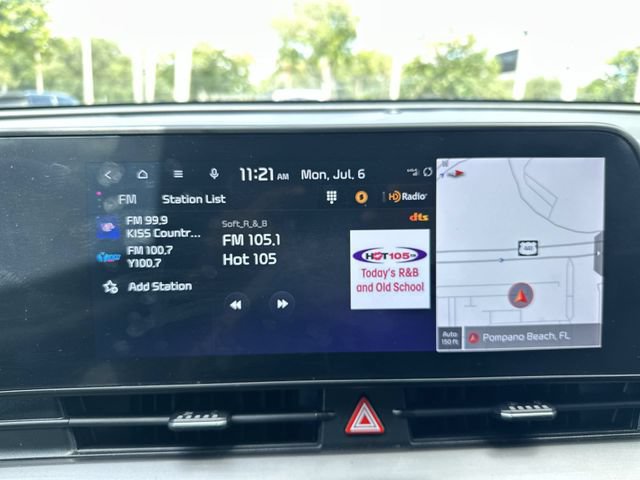 Used 2025 Kia Sportage EX FWD image 25