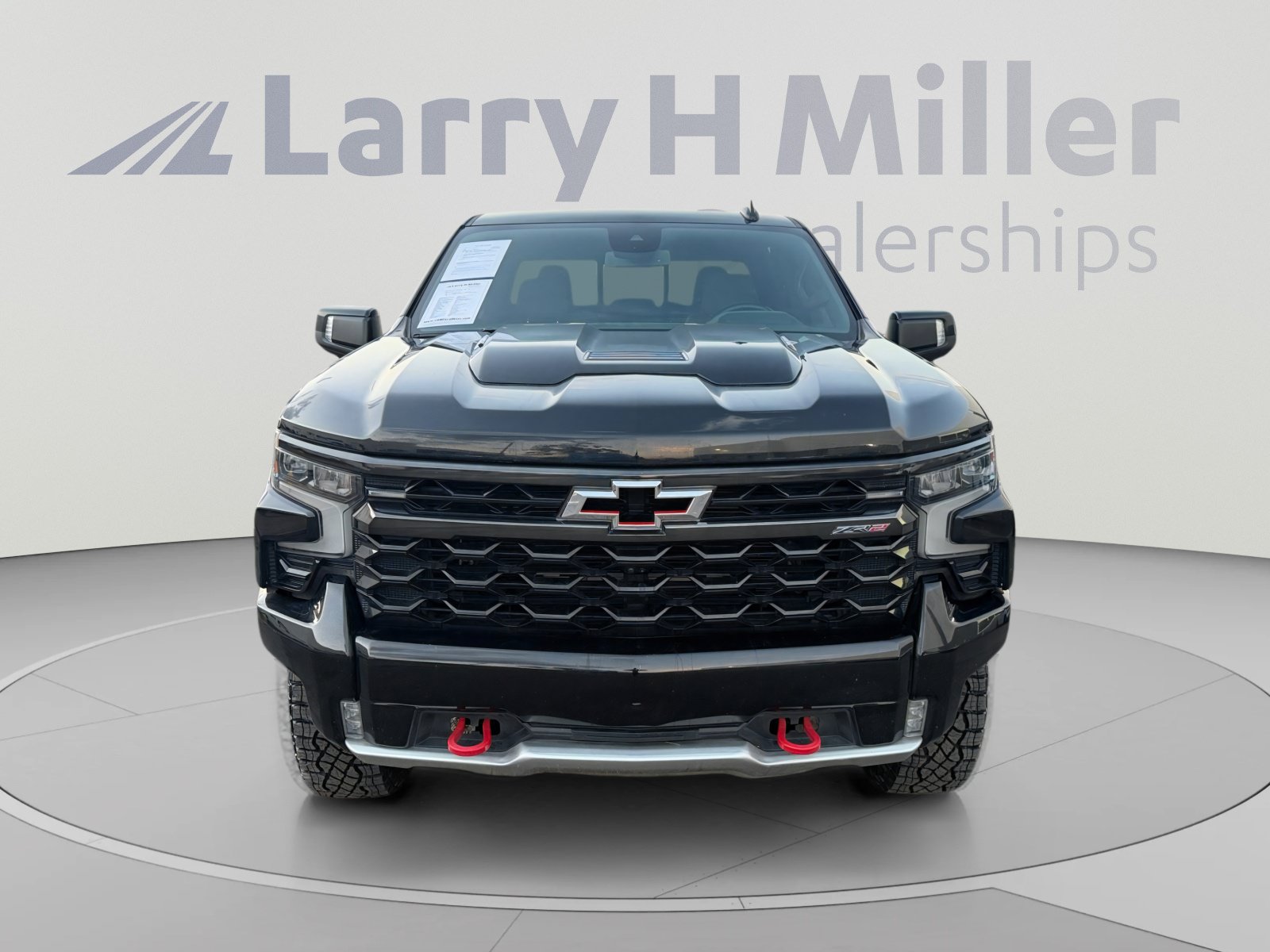 Used 2024 Chevrolet Silverado 1500 ZR2 AWD/4WD image 8