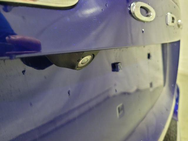 Used 2019 Dodge Grand Caravan SXT w/ Rear Park Assist Package image 7