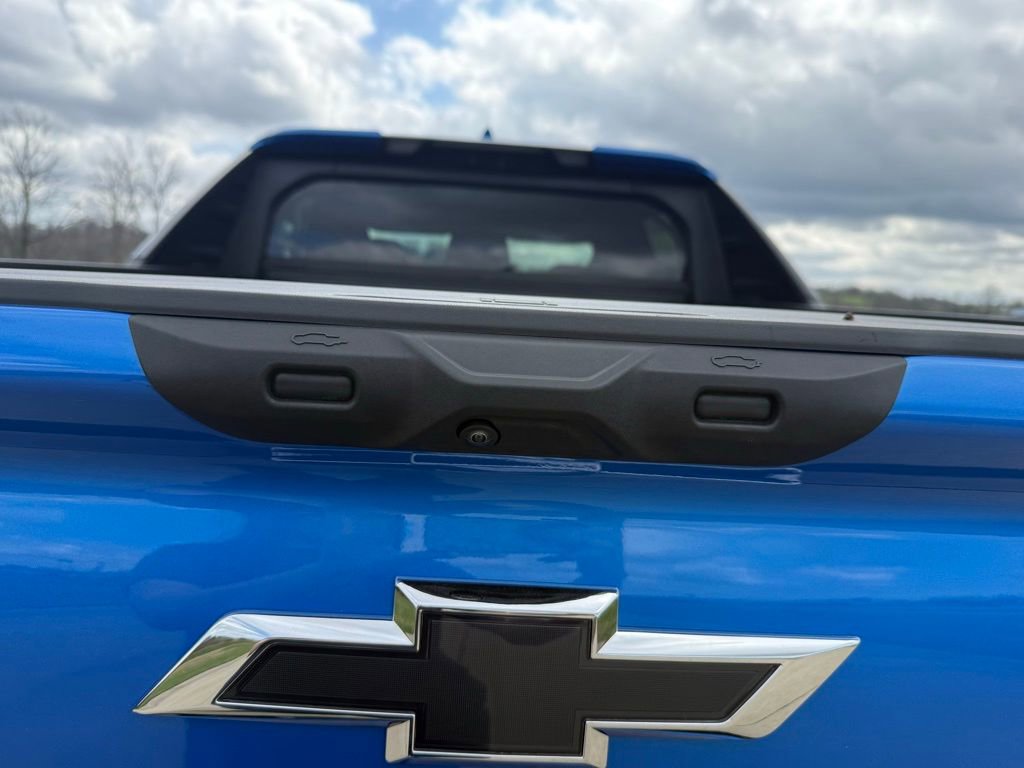 Used 2025 Chevrolet Silverado EV RST image 8