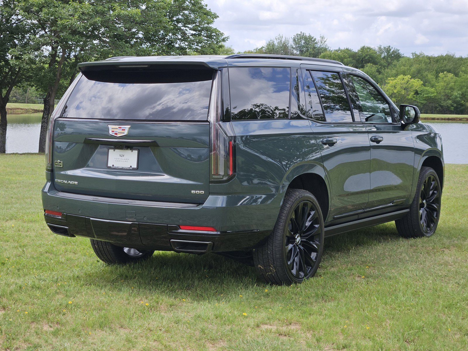 New 2026 Cadillac Escalade Sport w/ Touring Package AWD/4WD image 3