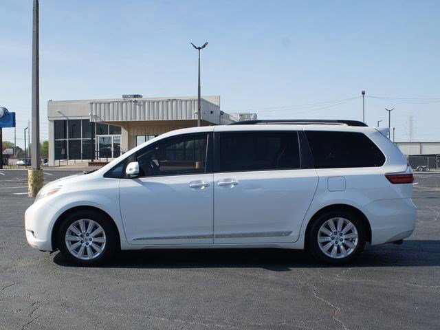 Used 2016 Toyota Sienna Limited Premium image 14