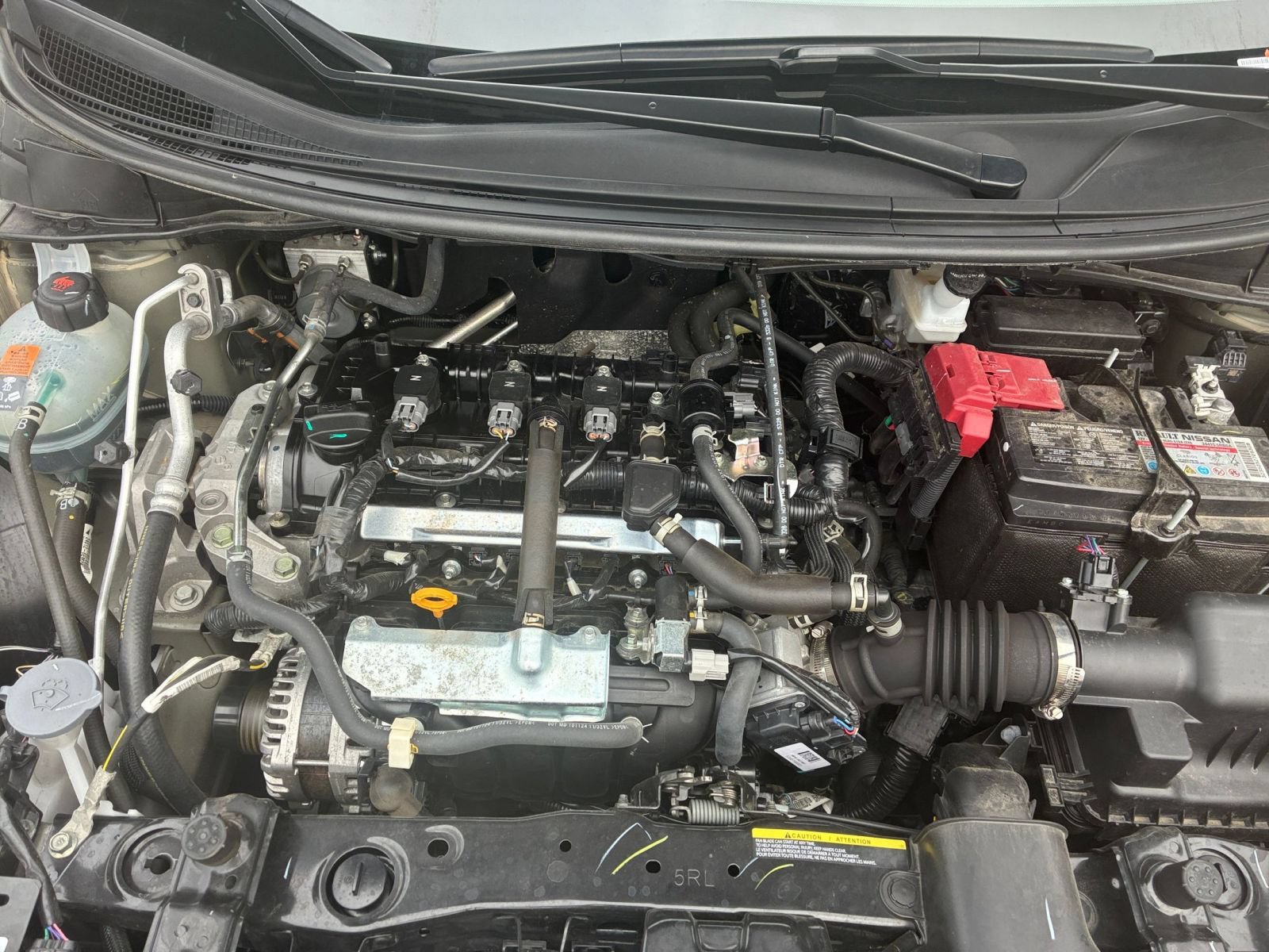 Used 2025 Nissan Versa SV FWD image 27