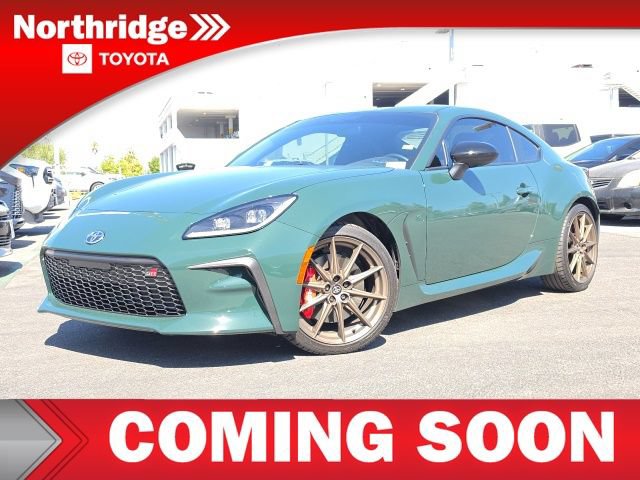 Used 2025 Toyota GR86 Hakone Edition RWD image 2