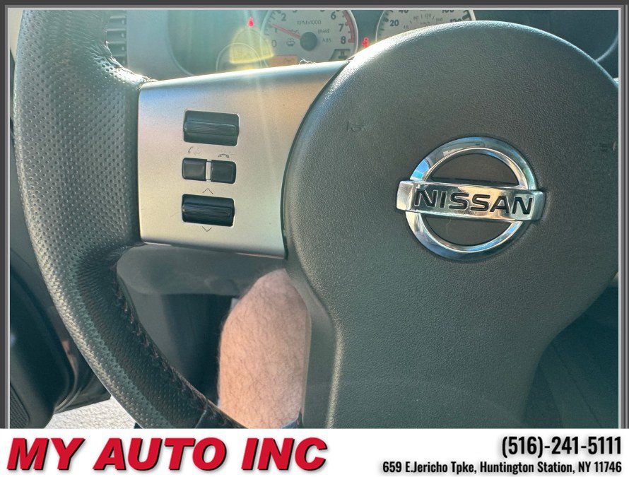 Used 2012 Nissan Xterra PRO-4X w/ Pro-4x Leather Pkg AWD/4WD image 19