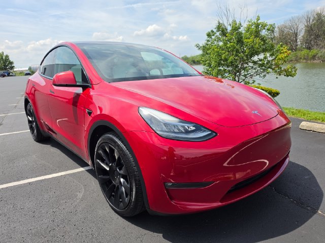 Used 2022 Tesla Model Y Long Range AWD/4WD image 19