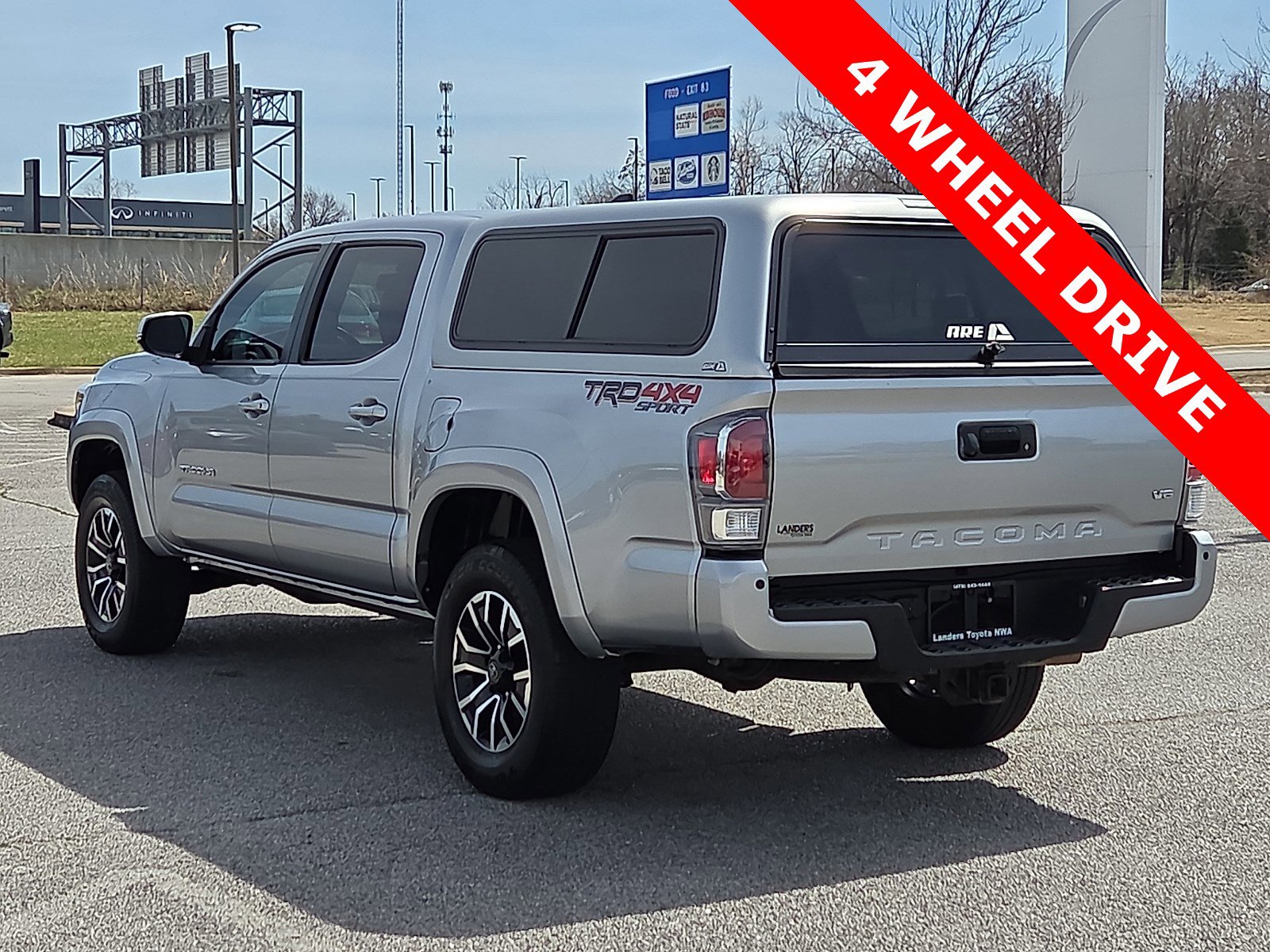 Used 2023 Toyota Tacoma TRD Sport w/ Advanced Technology Package AWD/4WD image 4