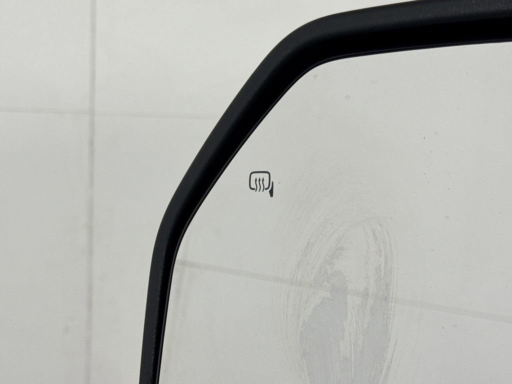 Used 2023 Ford F350 XLT AWD/4WD image 19