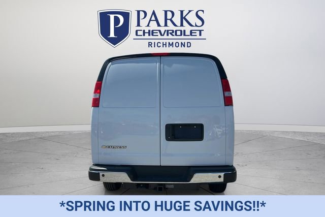 New 2025 Chevrolet Express 2500 RWD image 5