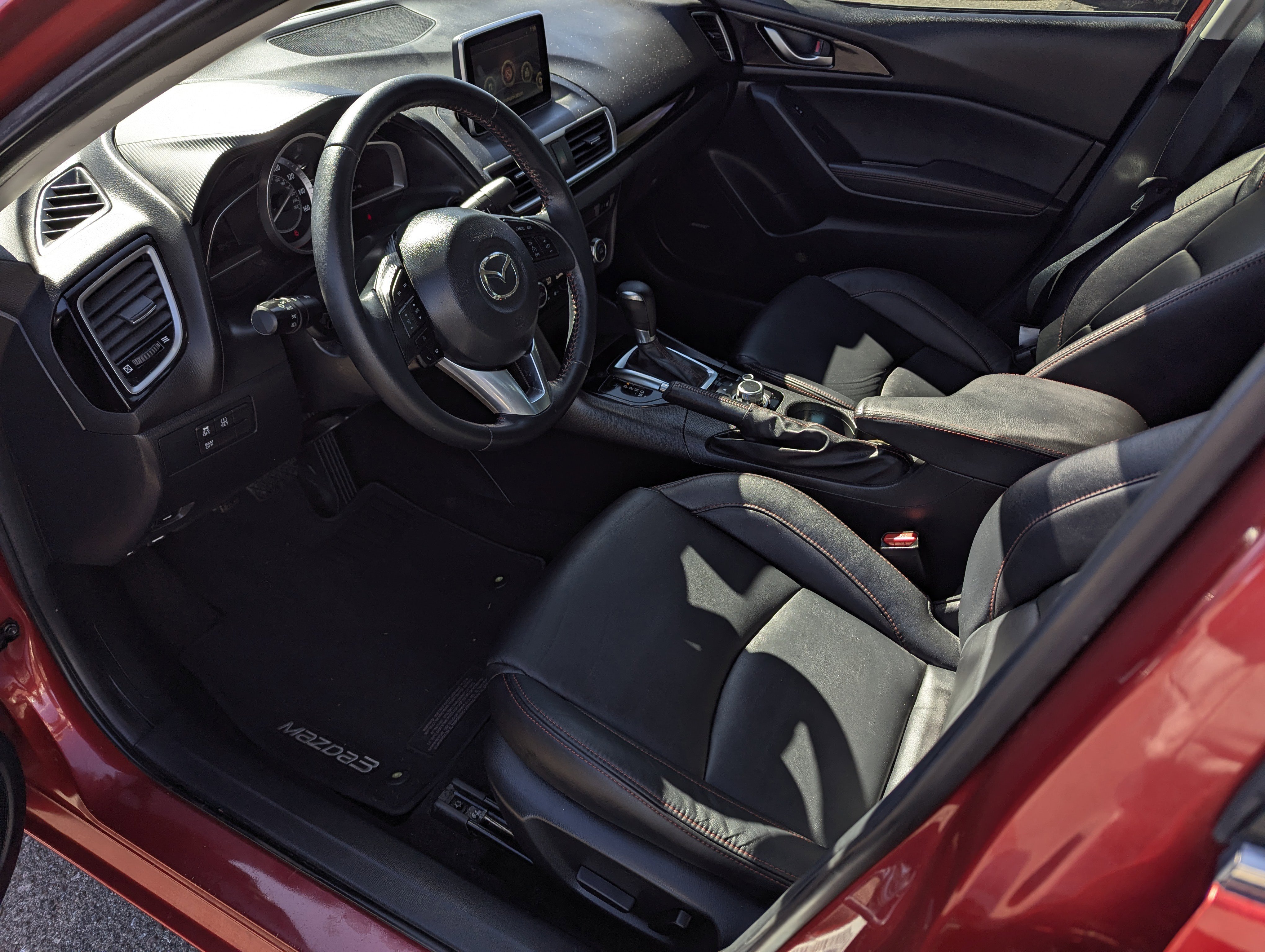 Used 2016 MAZDA MAZDA3 i Grand Touring image 9