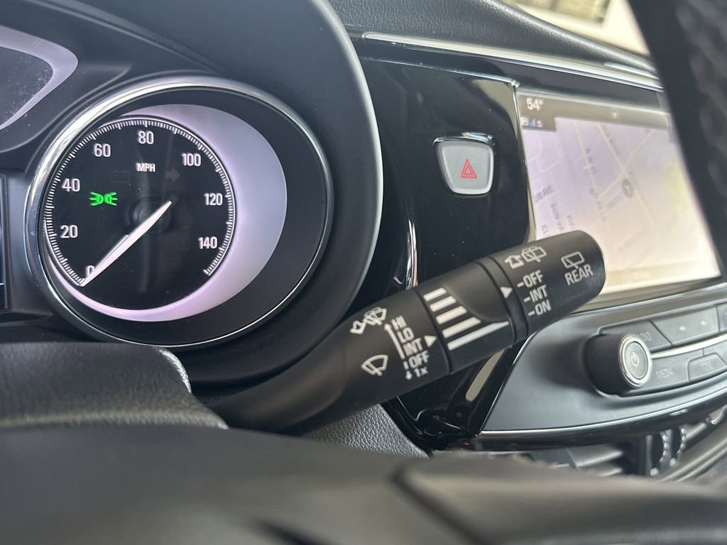 Used 2019 Buick Envision Essence image 23