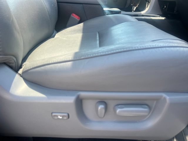 Used 2012 Toyota Sequoia Platinum AWD/4WD image 13