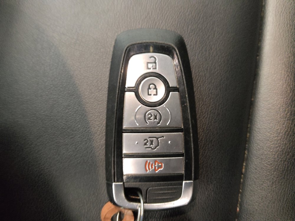 Used 2022 Ford Explorer XLT w/ Equipment Group 202A image 32