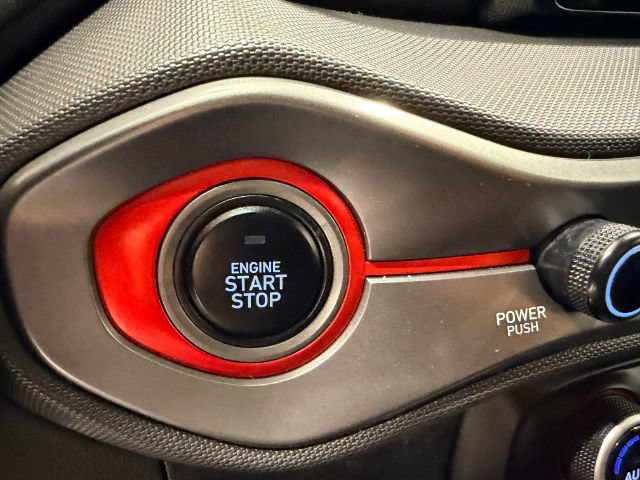 Used 2019 Hyundai Veloster 2.0 Premium FWD image 41