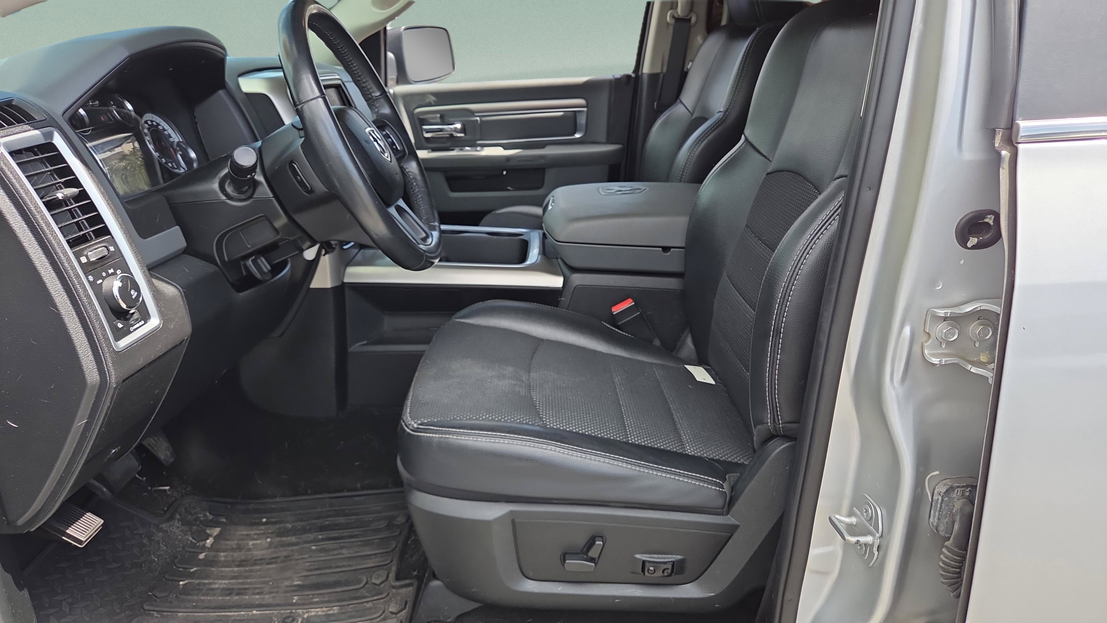 Used 2018 RAM 1500 Lone Star AWD/4WD image 9