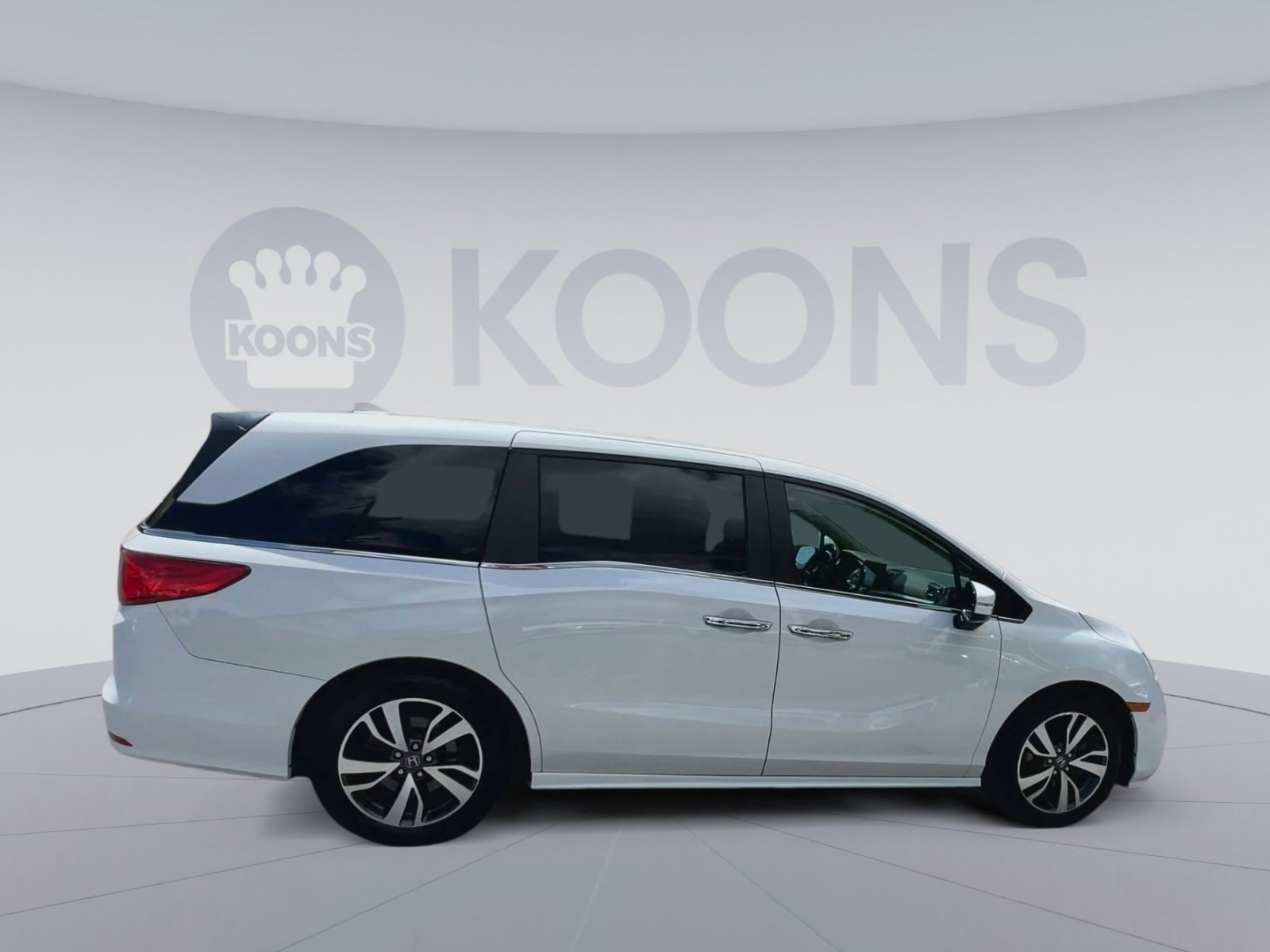 Used 2023 Honda Odyssey Touring image 12