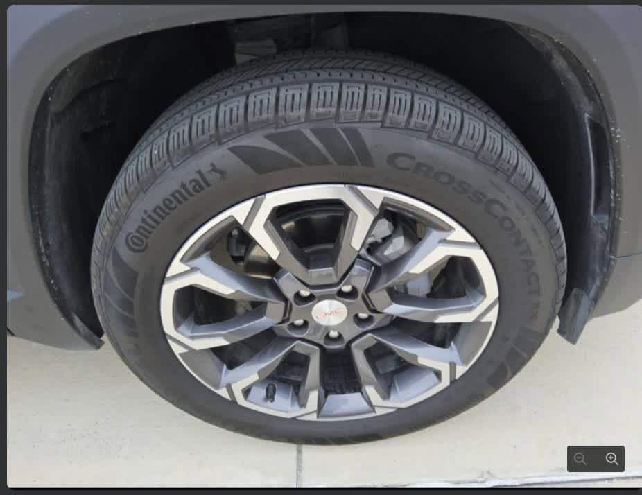 Used 2025 GMC Terrain Elevation w/ Elevation Premium Package AWD/4WD image 20
