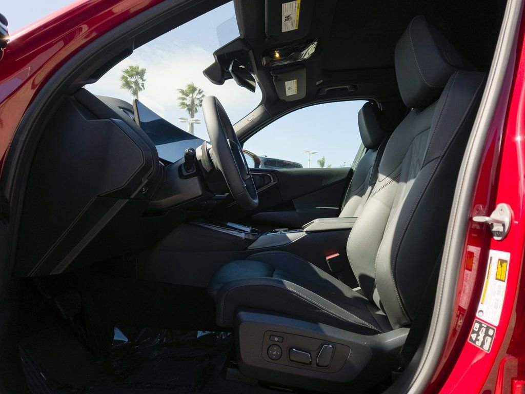 Used 2025 BMW X3 xDrive30i w/ Convenience Package image 8