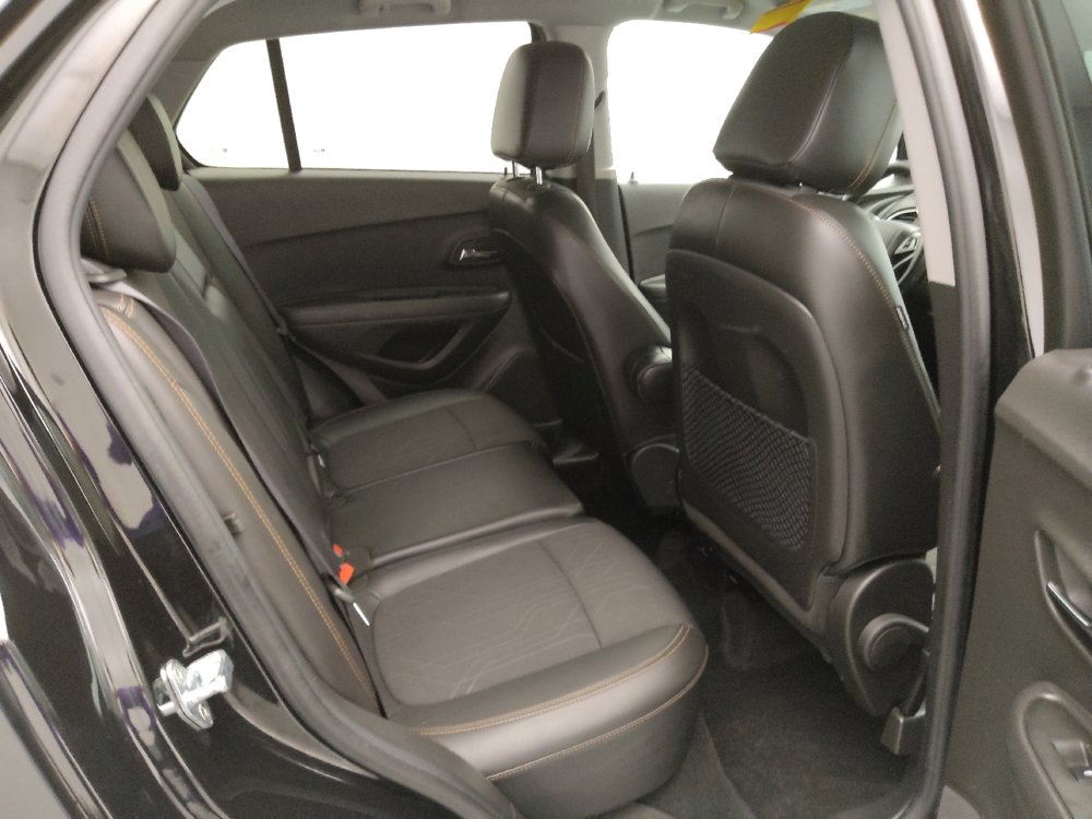 Used 2019 Chevrolet Trax LT w/ LT Convenience Package AWD/4WD image 19