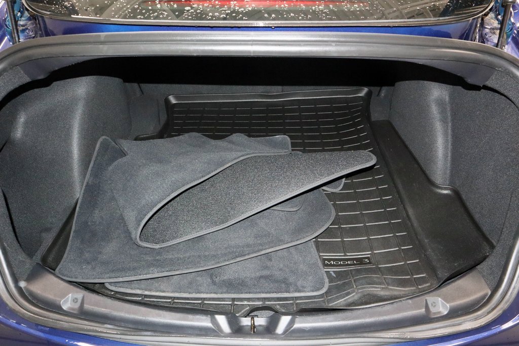Used 2018 Tesla Model 3 Long Range image 16