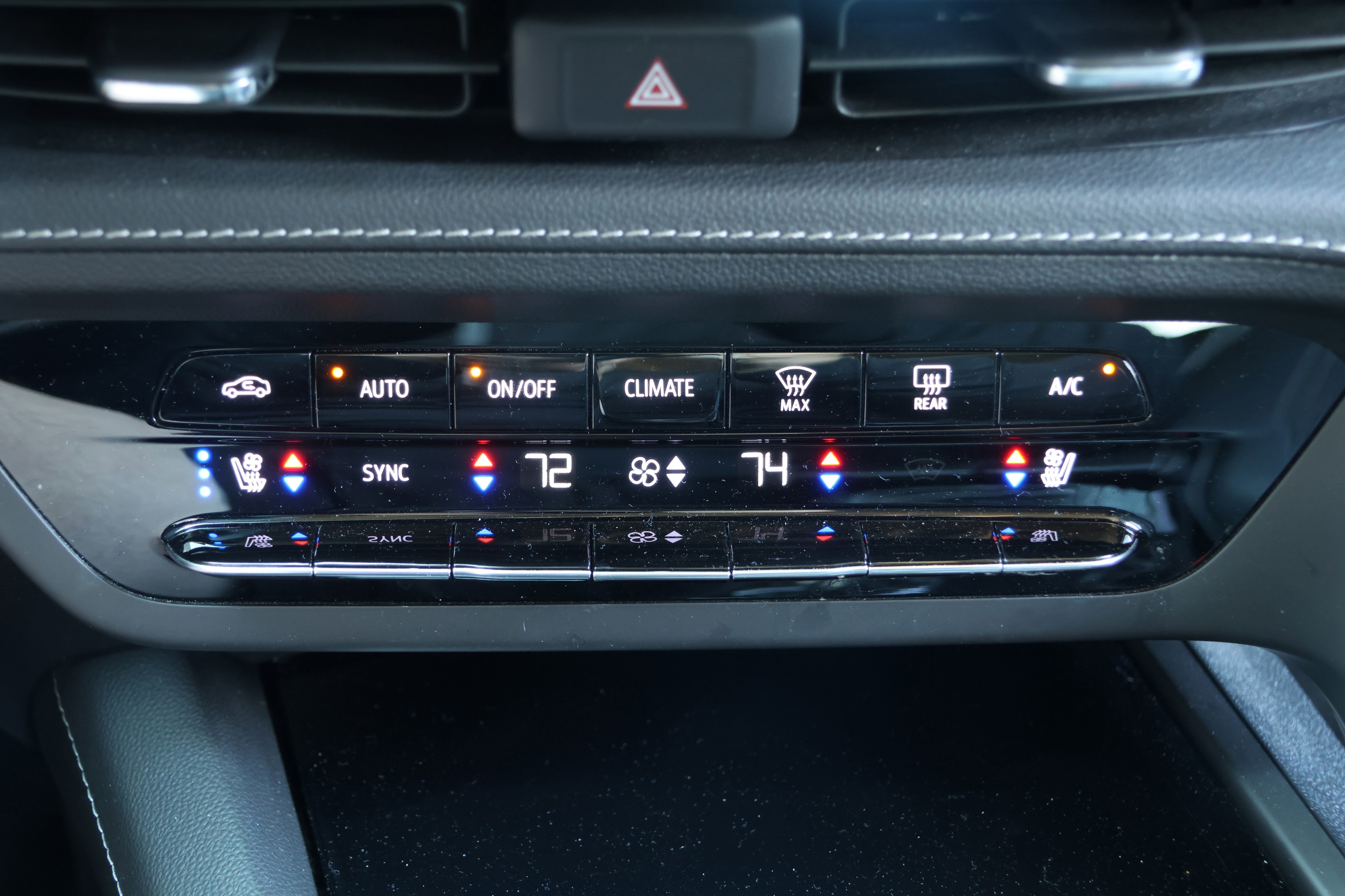 Used 2022 Buick Envision Avenir w/ Technology Package II FWD image 20