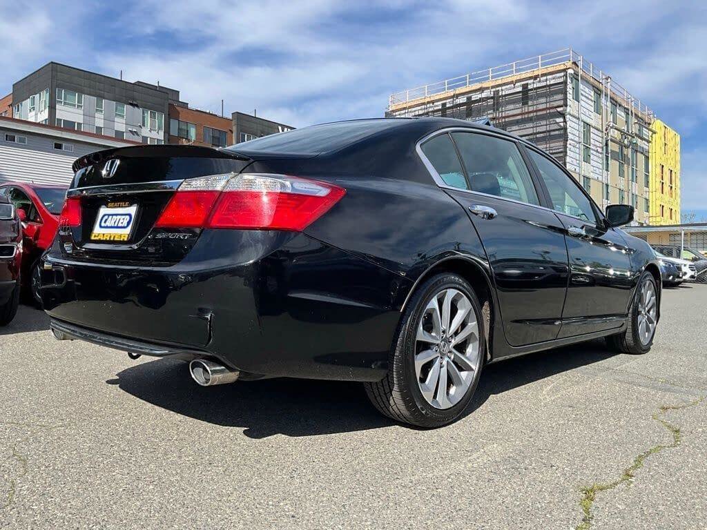 Used 2013 Honda Accord Sport image 8