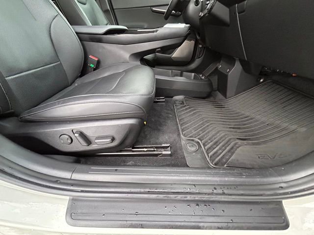 Used 2022 Kia EV6 Wind w/ Wind Technology Package image 41