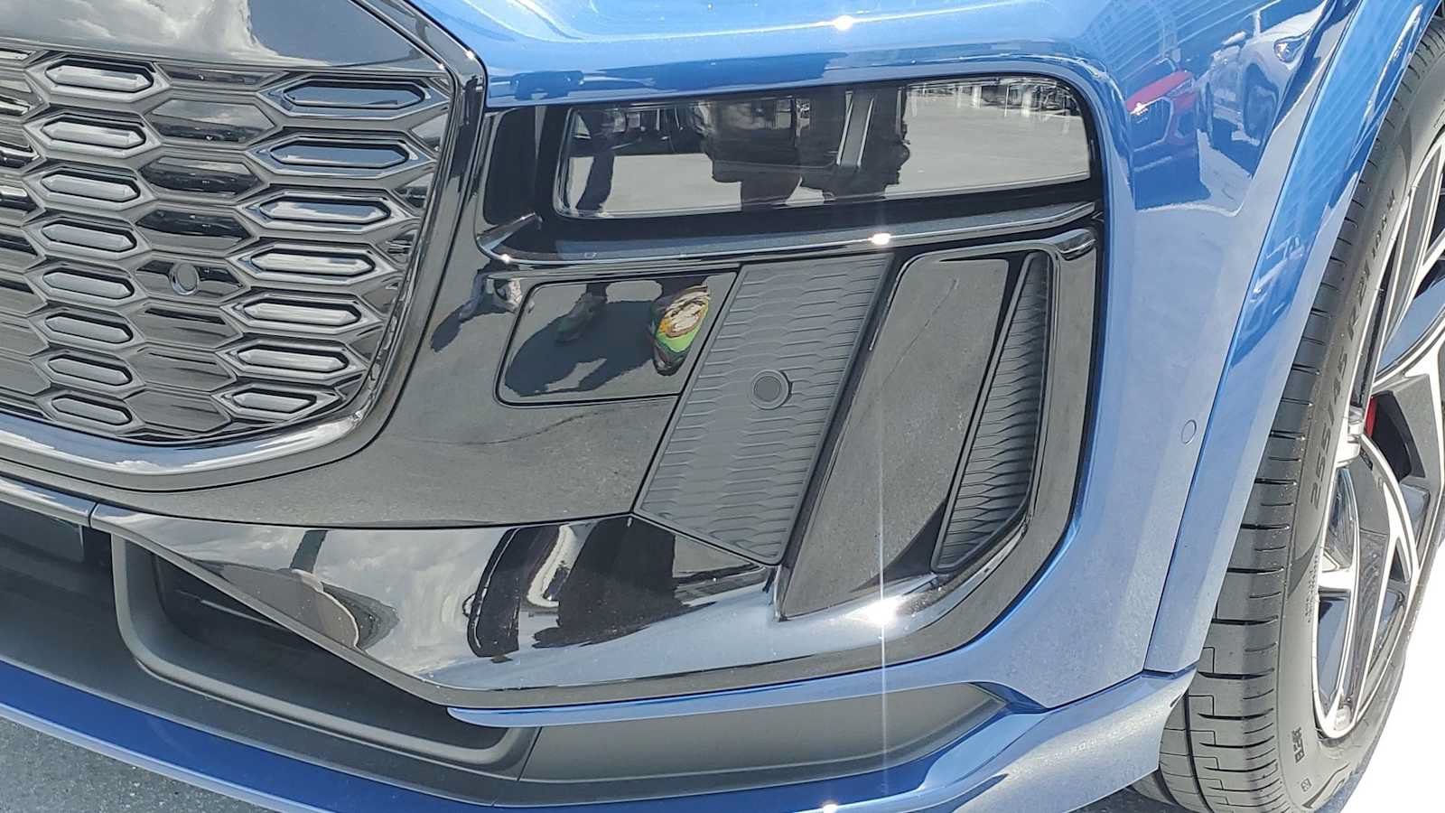 New 2027 Audi SQ6 e-tron Premium Plus AWD/4WD image 10