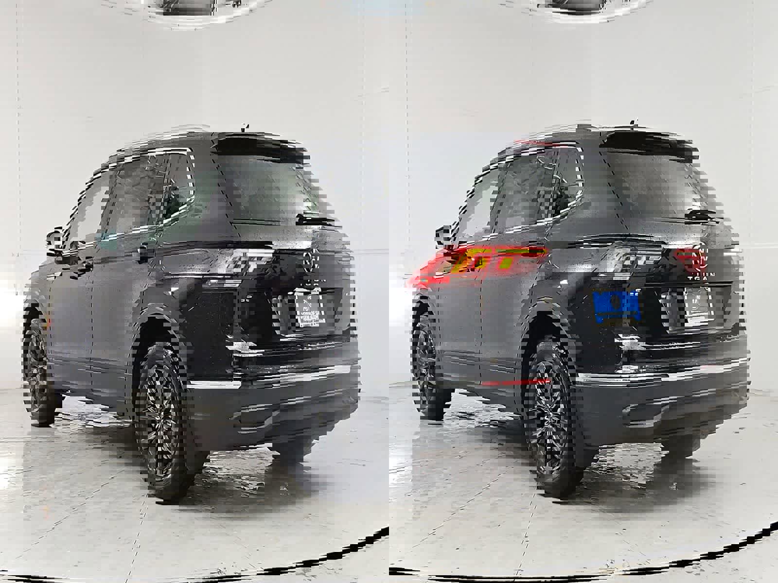 Certified 2024 Volkswagen Tiguan SE image 4