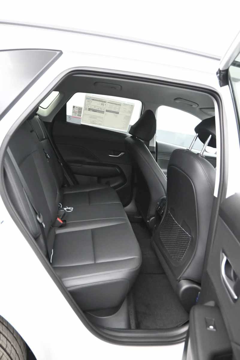 New 2026 Hyundai Kona SEL Premium AWD/4WD image 12