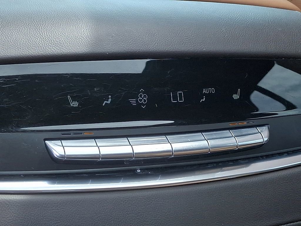 Used 2023 Cadillac Escalade Sport image 12