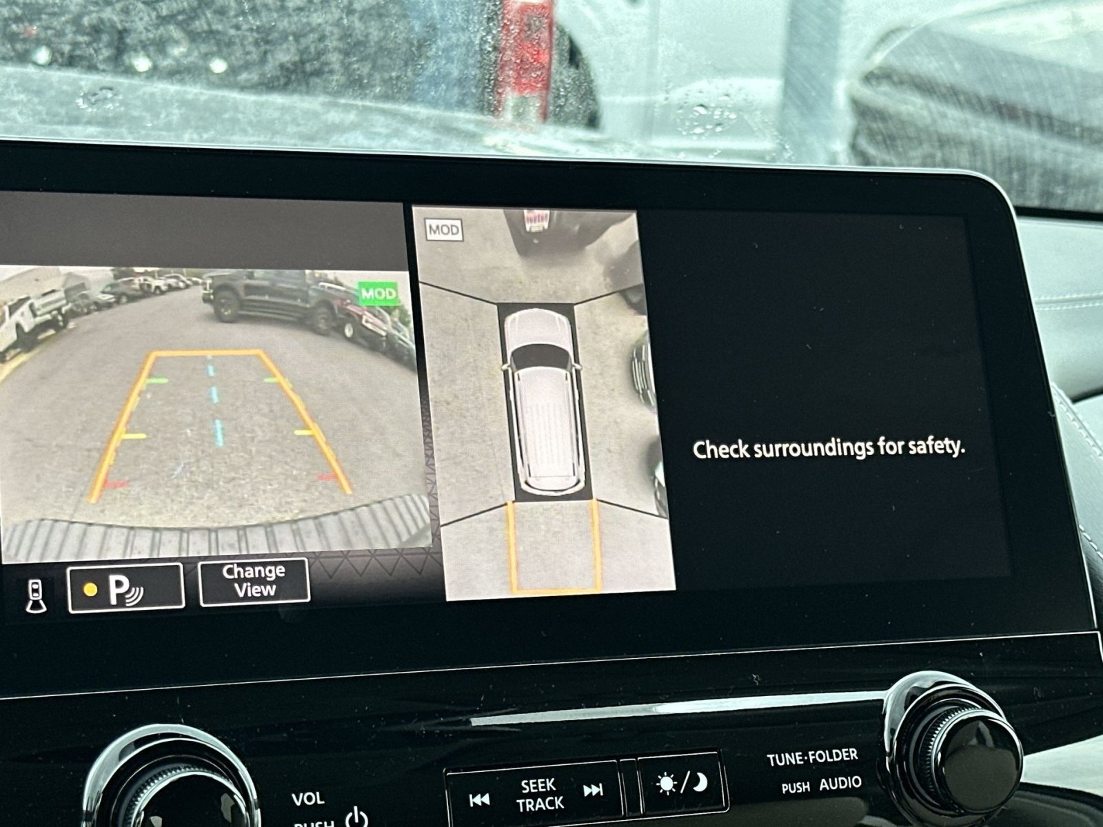 Used 2023 Nissan Armada Platinum w/ Captain's Chairs Package AWD/4WD image 27