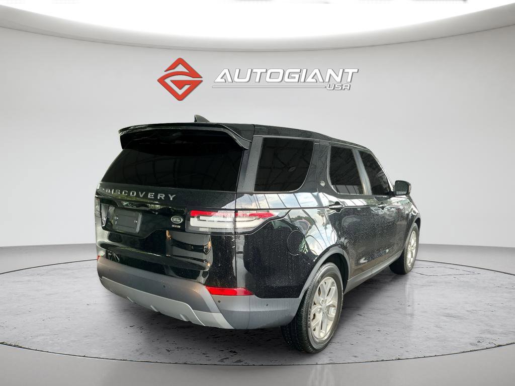 Used 2020 Land Rover Discovery SE AWD/4WD image 3