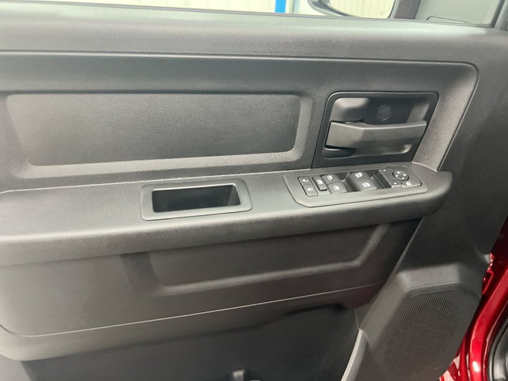 New 2027 RAM 3500 Tradesman AWD/4WD image 16
